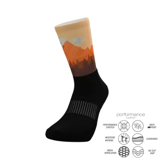 Mountain range crew print δρομική κάλτσα Desocks - Image 3